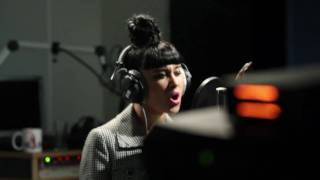 Natalia Kills quotMirrorsquot  live  Ö3 Studios Vienna [upl. by Nedra]