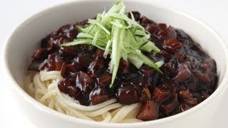 Noodles with blackbean sauce Jjajangmyeon 짜장면 [upl. by Ttam649]