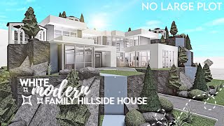 ROBLOX  Bloxburg Blush Modern Aesthetic Family Hillside Mansion  2 story  Build amp Tour [upl. by Lindell]