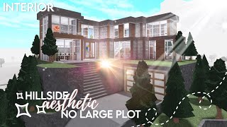 ROBLOX  Bloxburg Modern Aesthetic Family Hillside House 2 story No Large Plot  Build amp Tour [upl. by Acira]