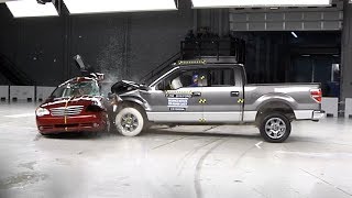 Redlightrunning crash test demonstration [upl. by Kirk]