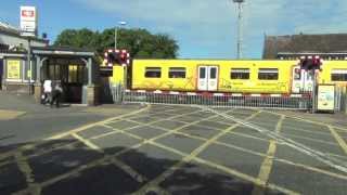 Birkdale Level Crossing [upl. by Robers]