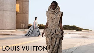 Womens Cruise 2023 Show  LOUIS VUITTON [upl. by Artus]